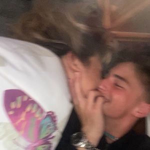 Meet your Posher, Logan